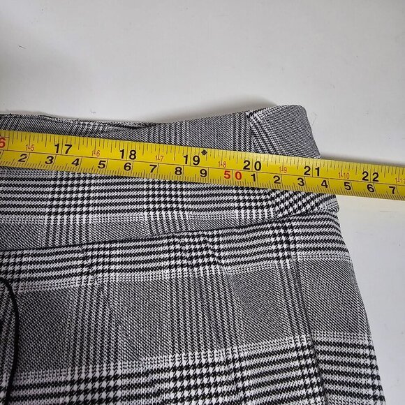 Lane Bryant Sophie Straight Fit Bootcut Pants Petite Plaid Gray Women 20 Short* - Picture 9 of 12